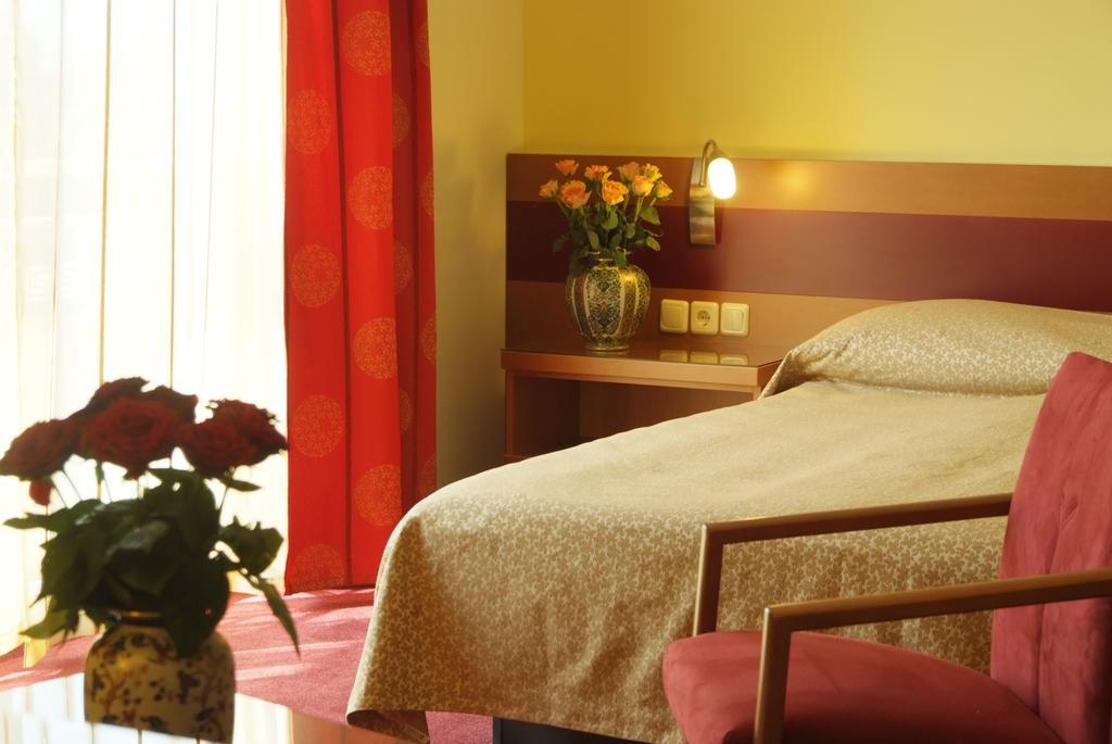 מריבור Hotel Vila Emei מראה חיצוני תמונה